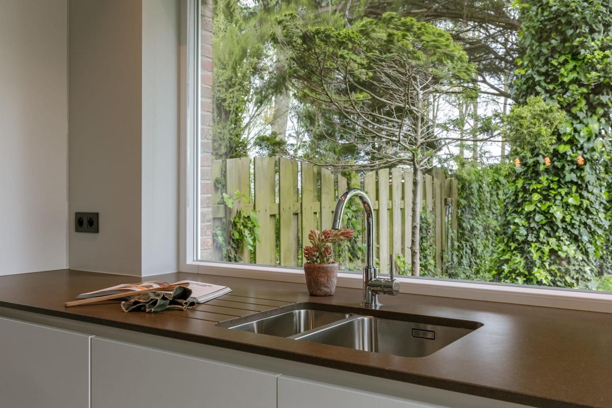 Huswell - Along The Canal With Great Views Holiday home *